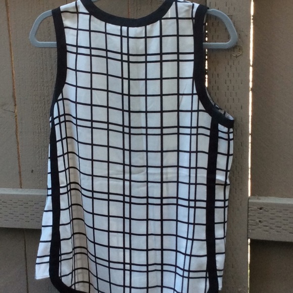 Banana Republic Ladies Blouse Shirt Top - Picture 6 of 6